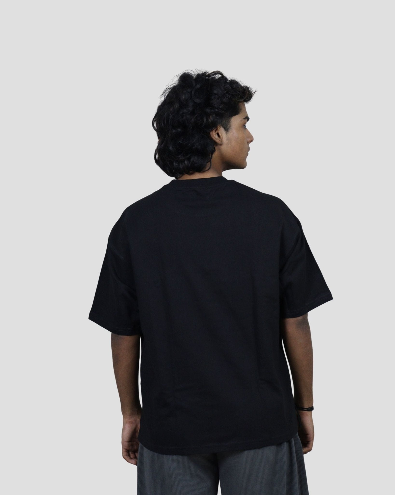 tale Men Black e - the - re - al Printed OVERSIZED T - SHIRT - tale 222